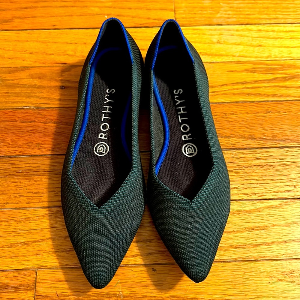 Rothy’s forest green pointed-toe flat size 7.5